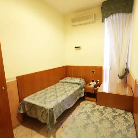 Szálloda Zara 2*
