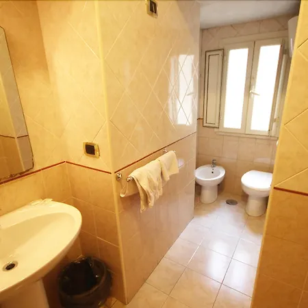 Zara Hotel Naples