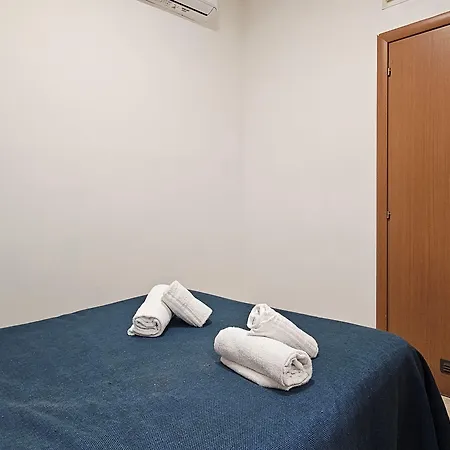 Zara Ξενοδοχείο 2*