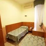 Hotel Zara 2*